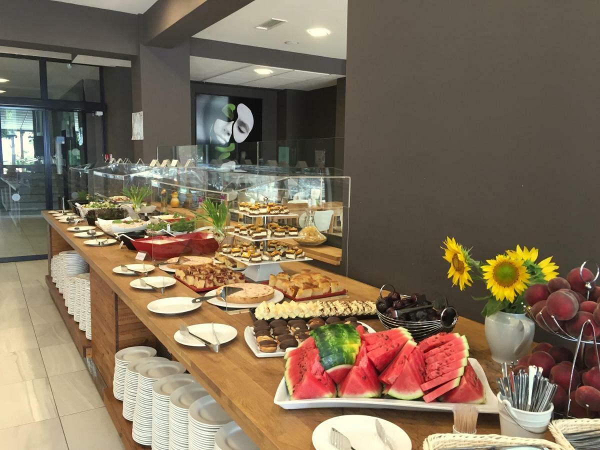 Hotel Gladiola Goudstrand Buitenkant foto